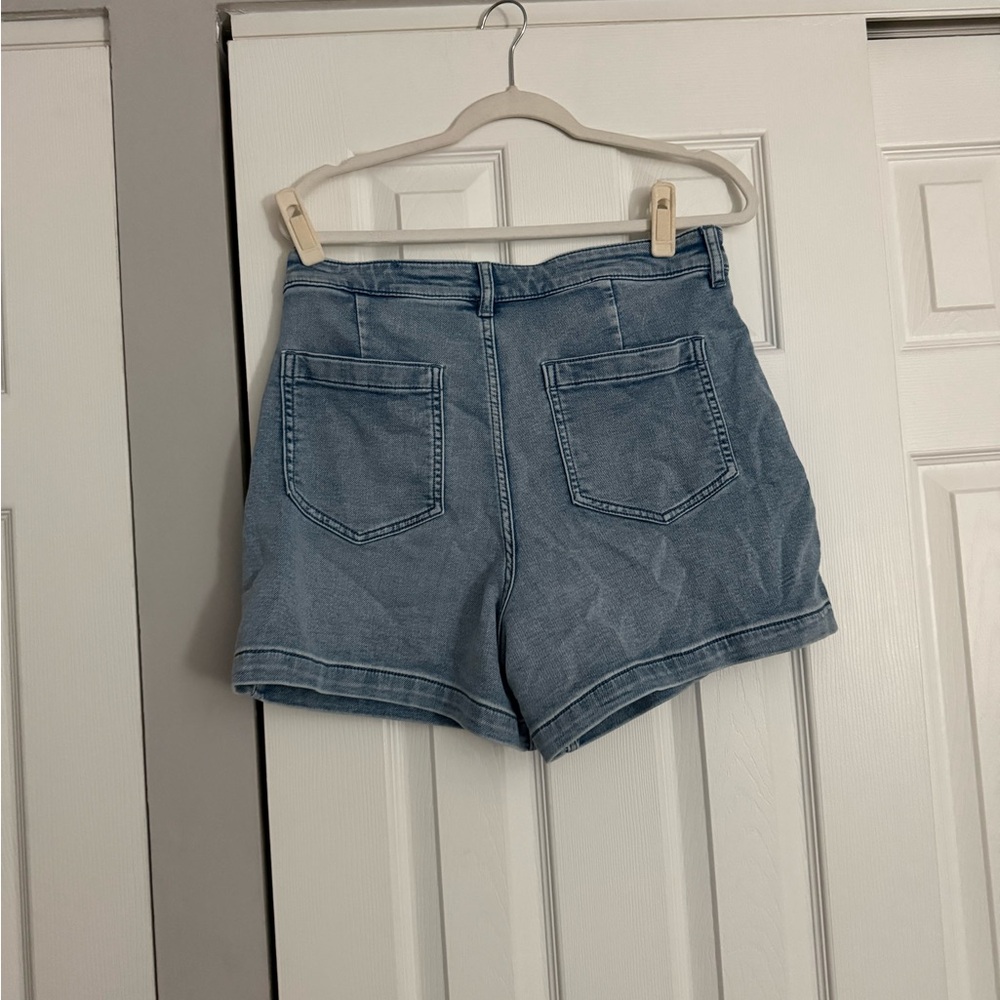 Faherty Stretch Terry Patch Pocket Short - Picture 5 of 5